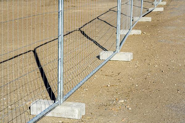 Fence Rental Rocky Hill workers